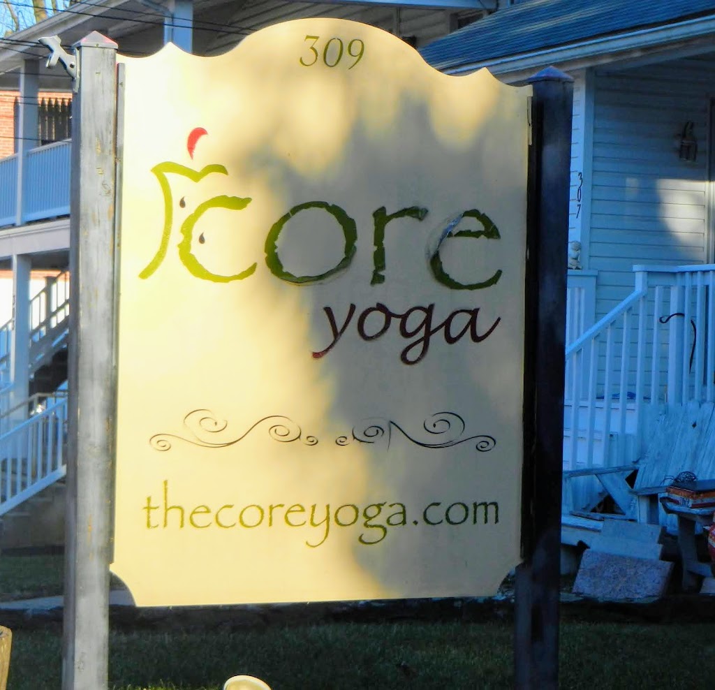  Core Yoga