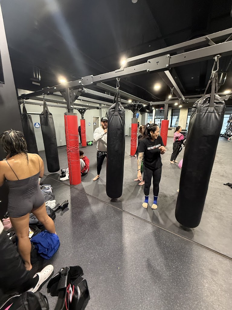  Muay Thai Kickboxing Gym