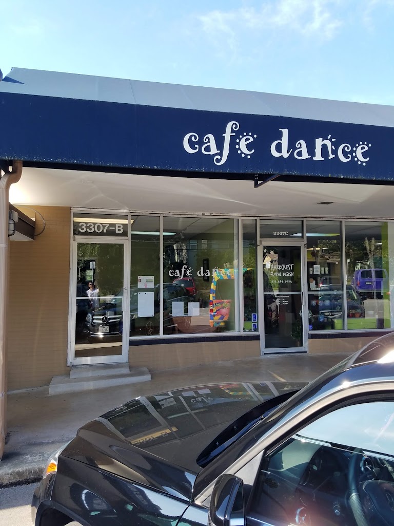  Cafe Dance