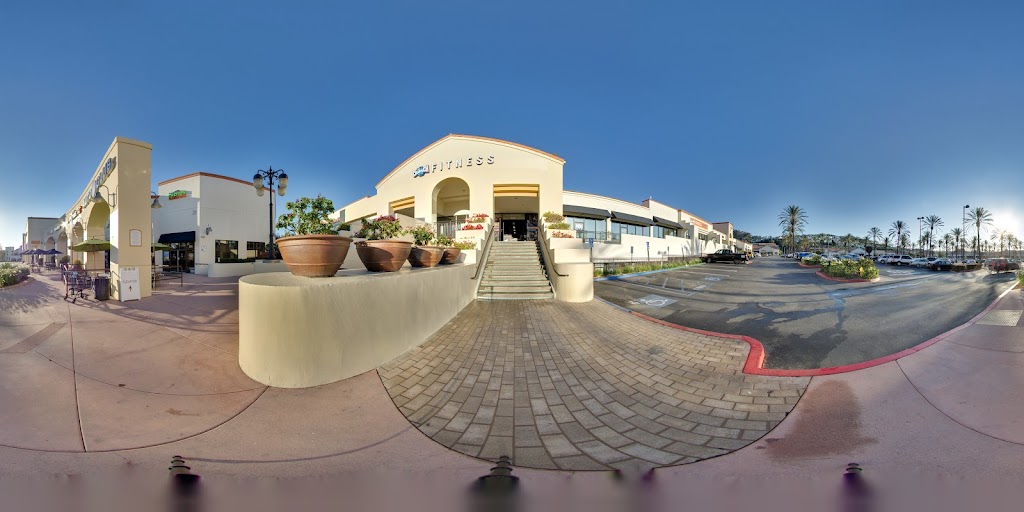  Crunch Fitness - San Clemente