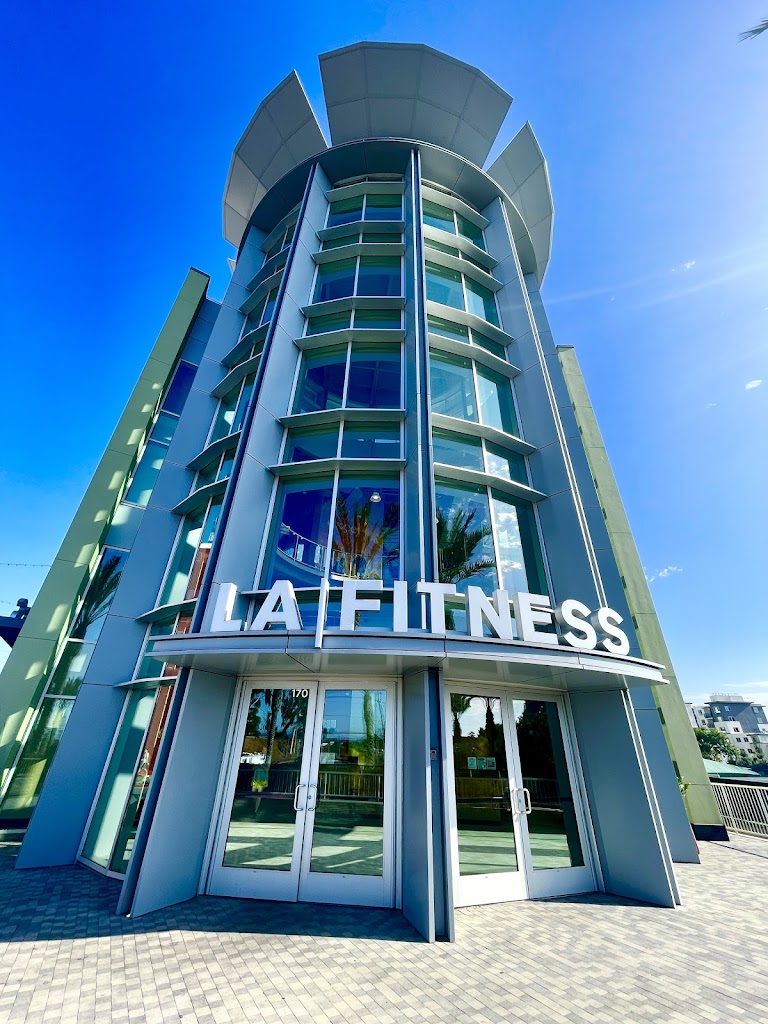  LA Fitness