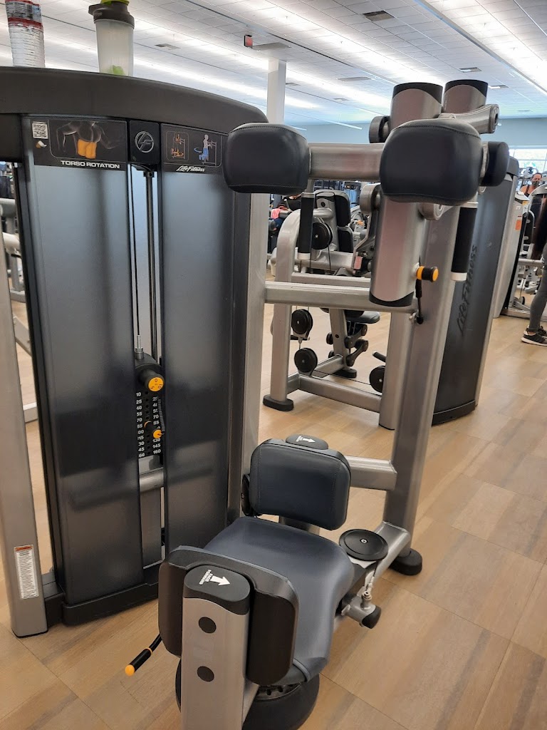  LA Fitness