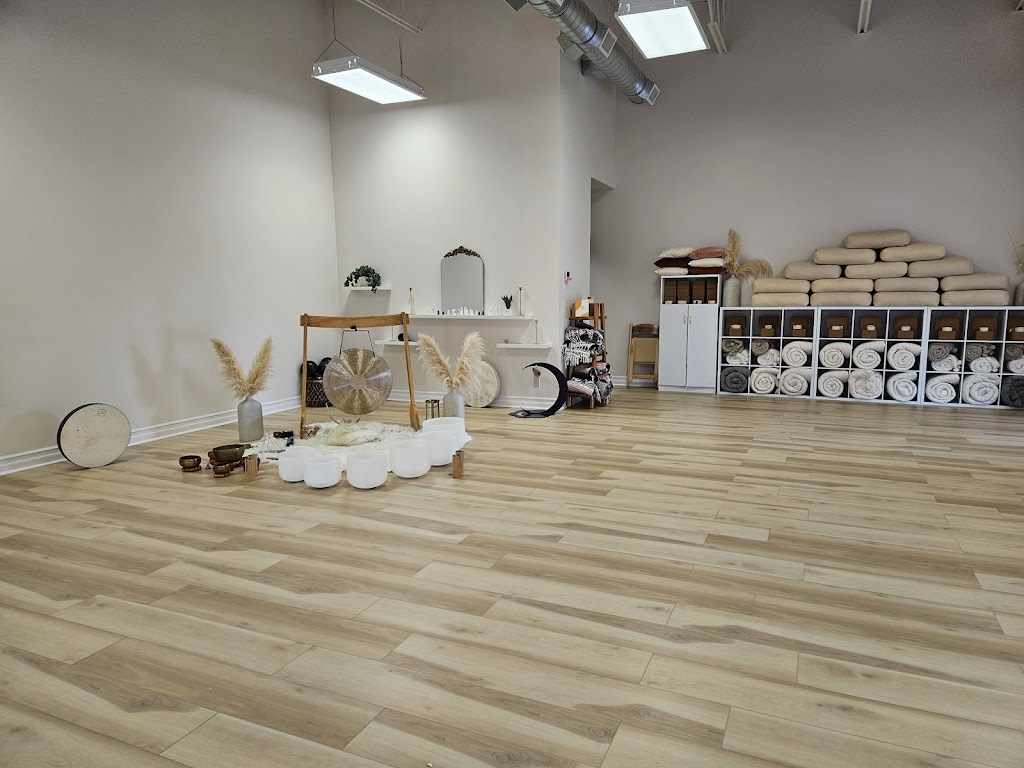  Amavi - Yoga, Breathwork, Sound Bath