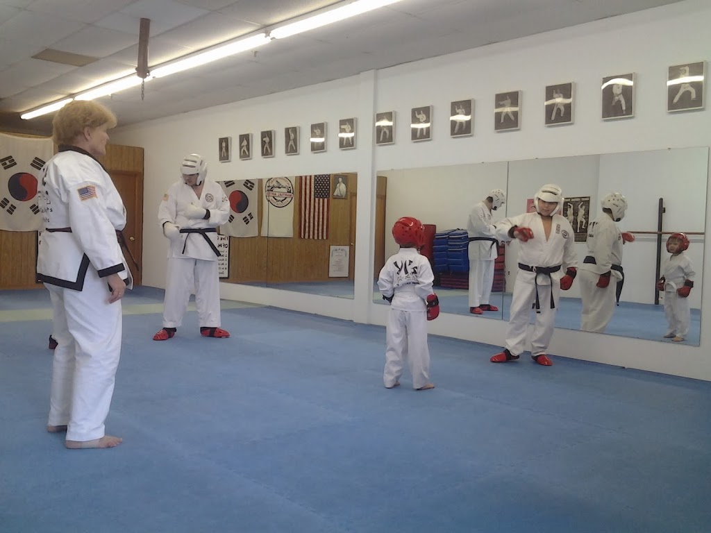  Yi's Karate Institute