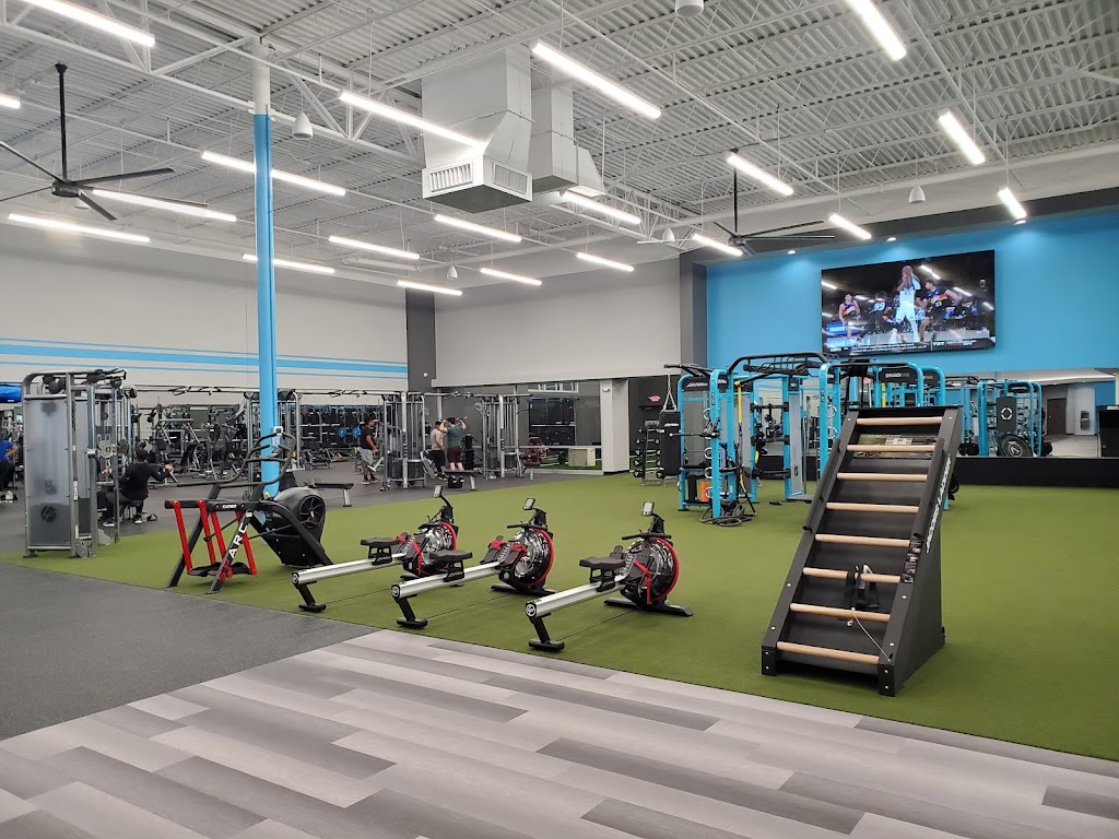  CLUB4 Fitness Grand Prairie