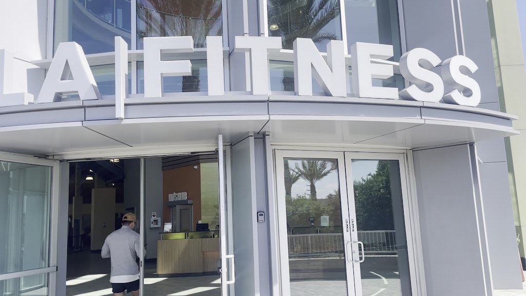  LA Fitness