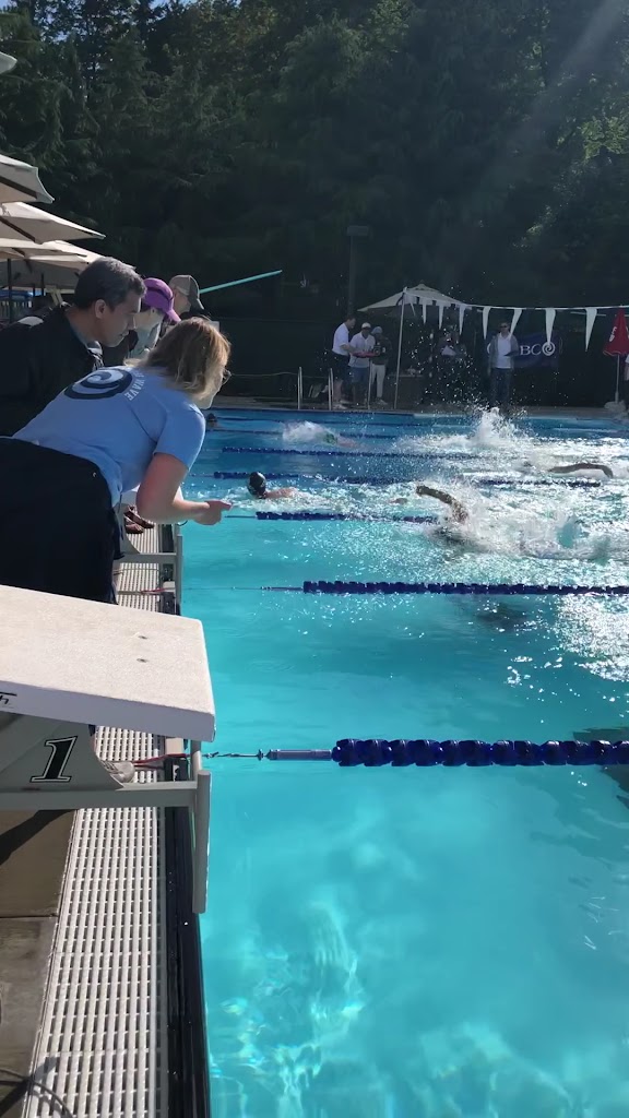  Mercer Island Beach Club