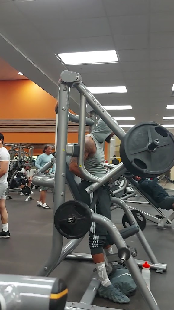  LA Fitness