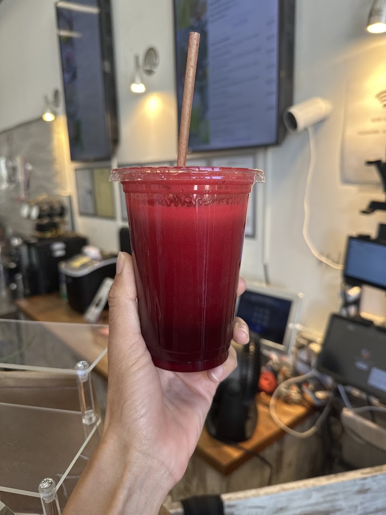  Nobe Yoga, Vegan Cafe, Massage & Skin Care