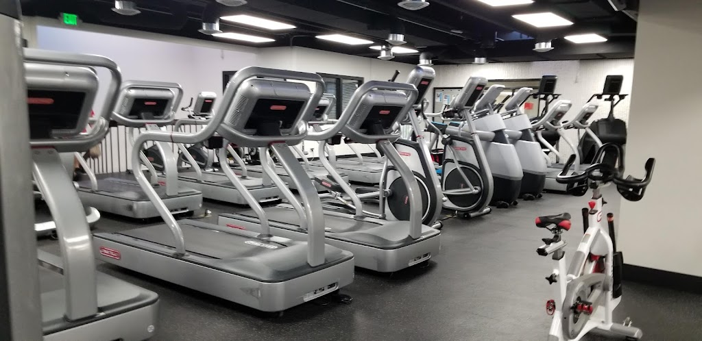  Club Loveland at Orchards