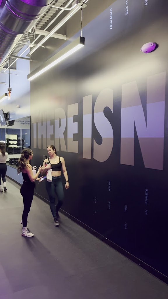  Nike Studios - Irvine