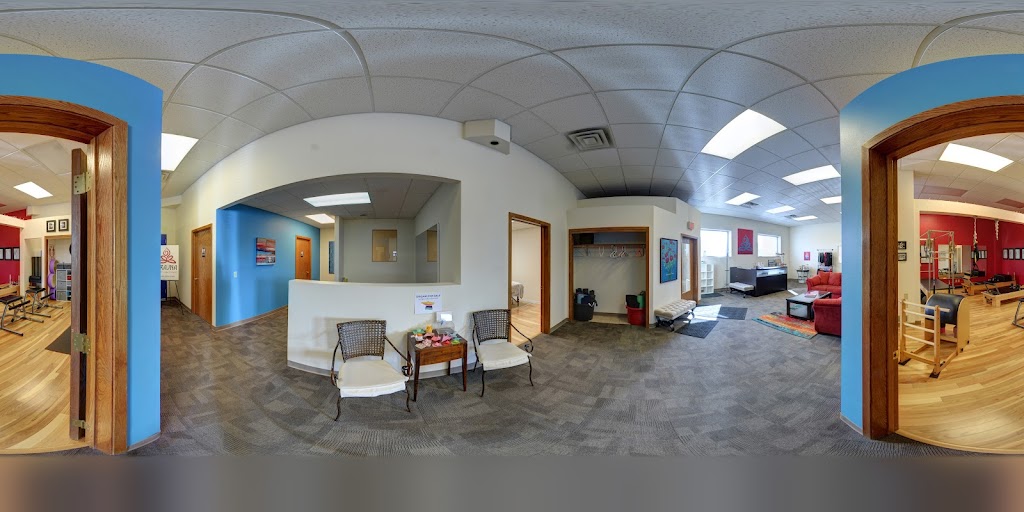  PRAJNA pilates | yoga | beyond