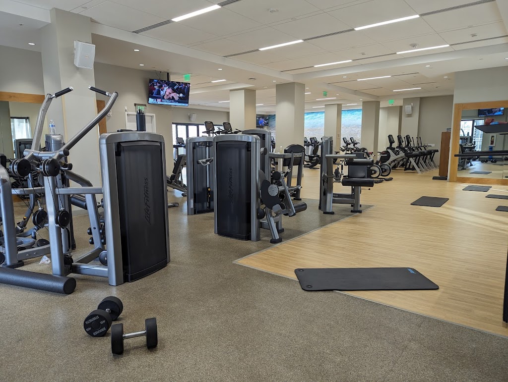  Hilton Hawaiian Village Gym