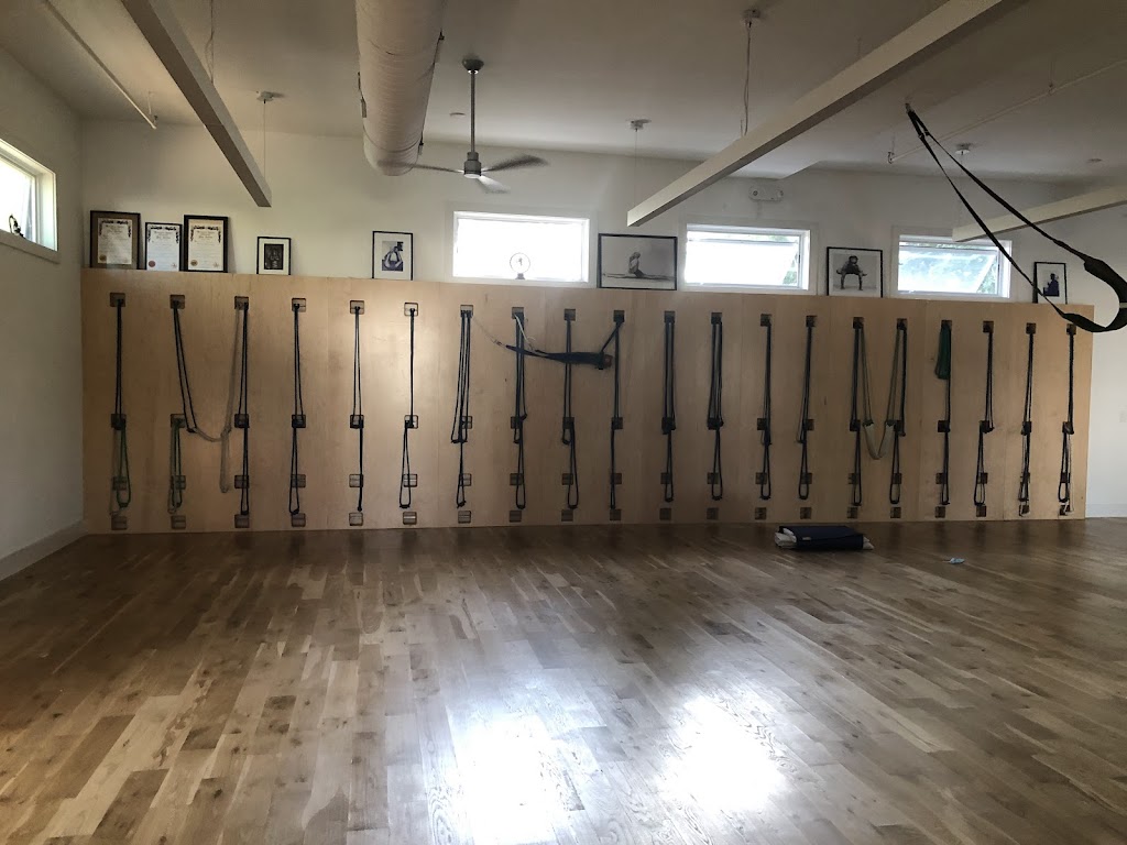  Chestnut Hill Yoga - The Iyengar Yoga Center of Nashville