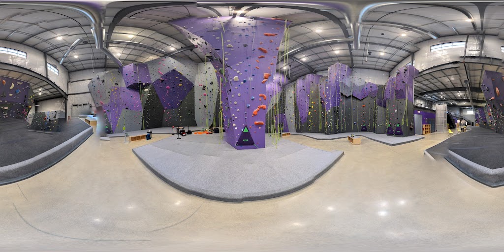  DYNO Detroit Climbing