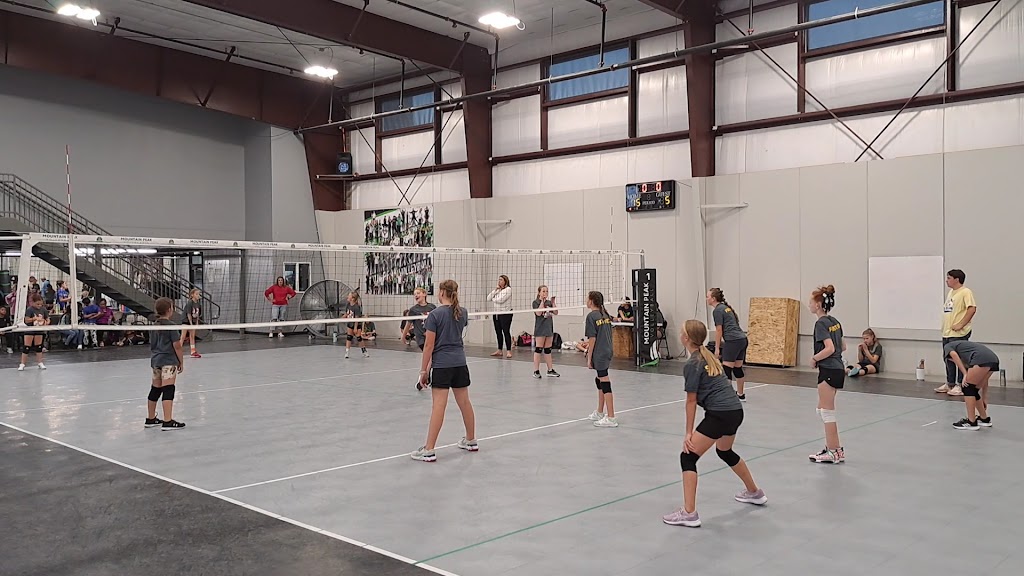  Mountain Peak Volleyball