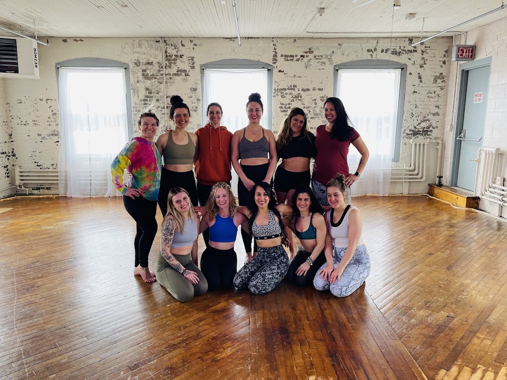  The Vibe: Connect and Thrive