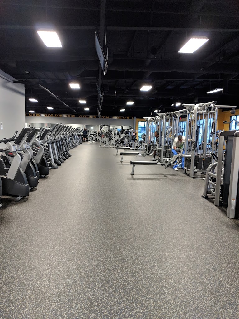  Gold's Gym