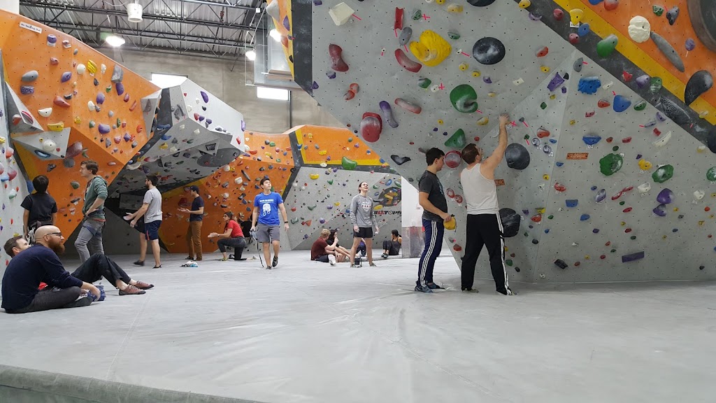  First Ascent Avondale