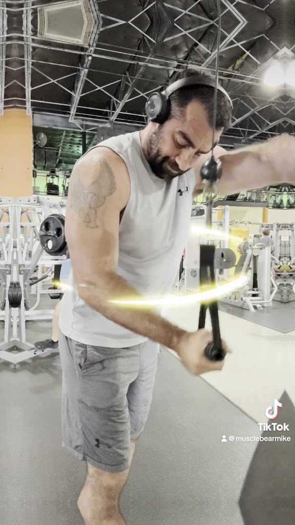  Gold's Gym Austin Bee Caves