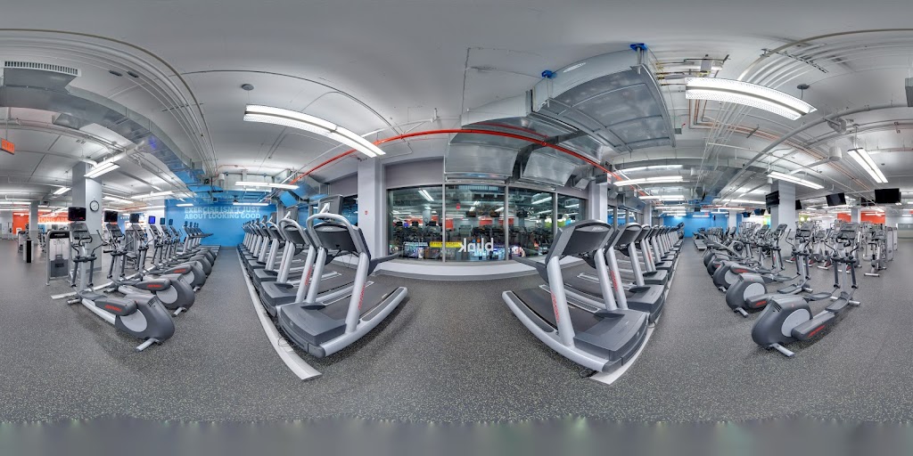  Blink Fitness (PureGym)