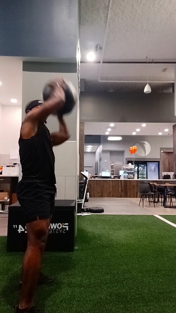  Onelife Fitness - Fort Totten