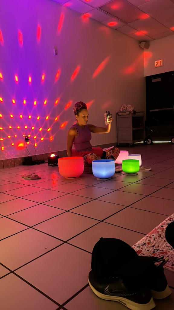  Yoga y Meditación en Español - Para Mujeres Que Buscan Relax y Silver Sneakers