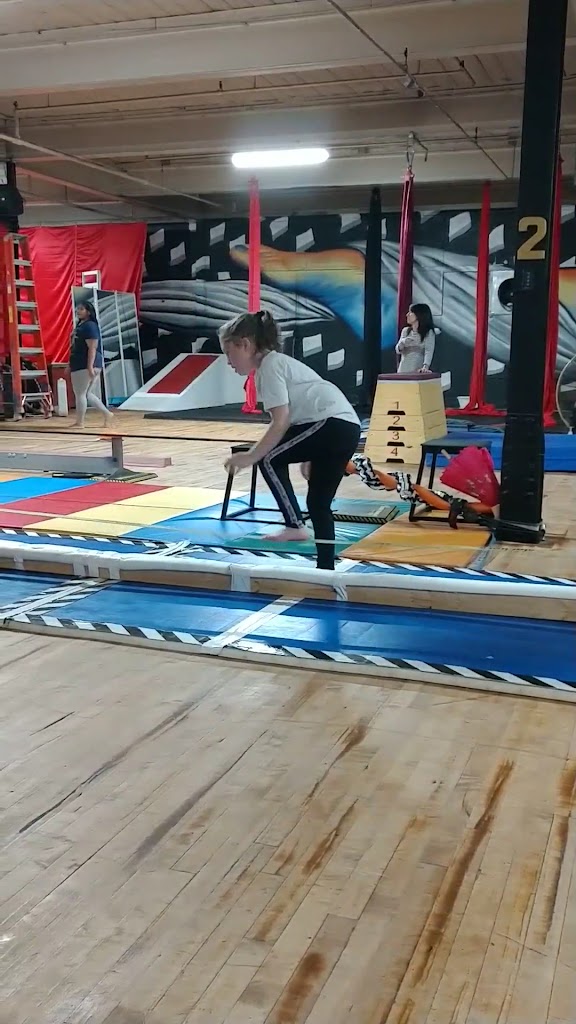  CIRQ-U CIRCUS UNIVERSITY