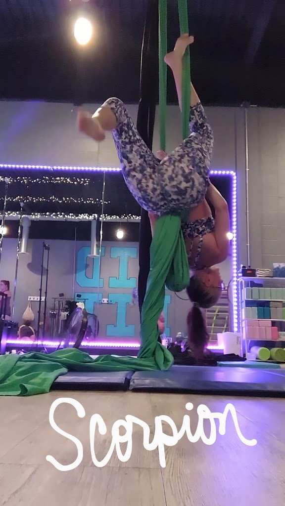  D.I.D Fit Studio - Drop. Invert. Dazzle.