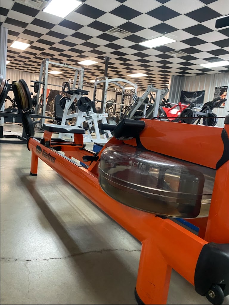  MaxOut Strength & Fitness