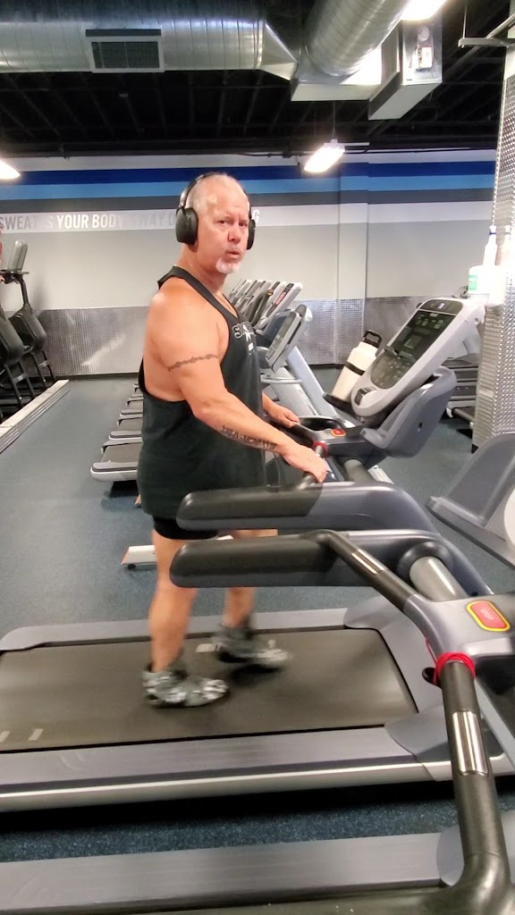  Crunch Fitness - Lakewood WA