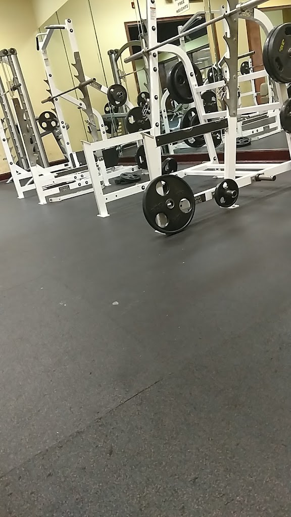  Gold's Gym - Walton Way