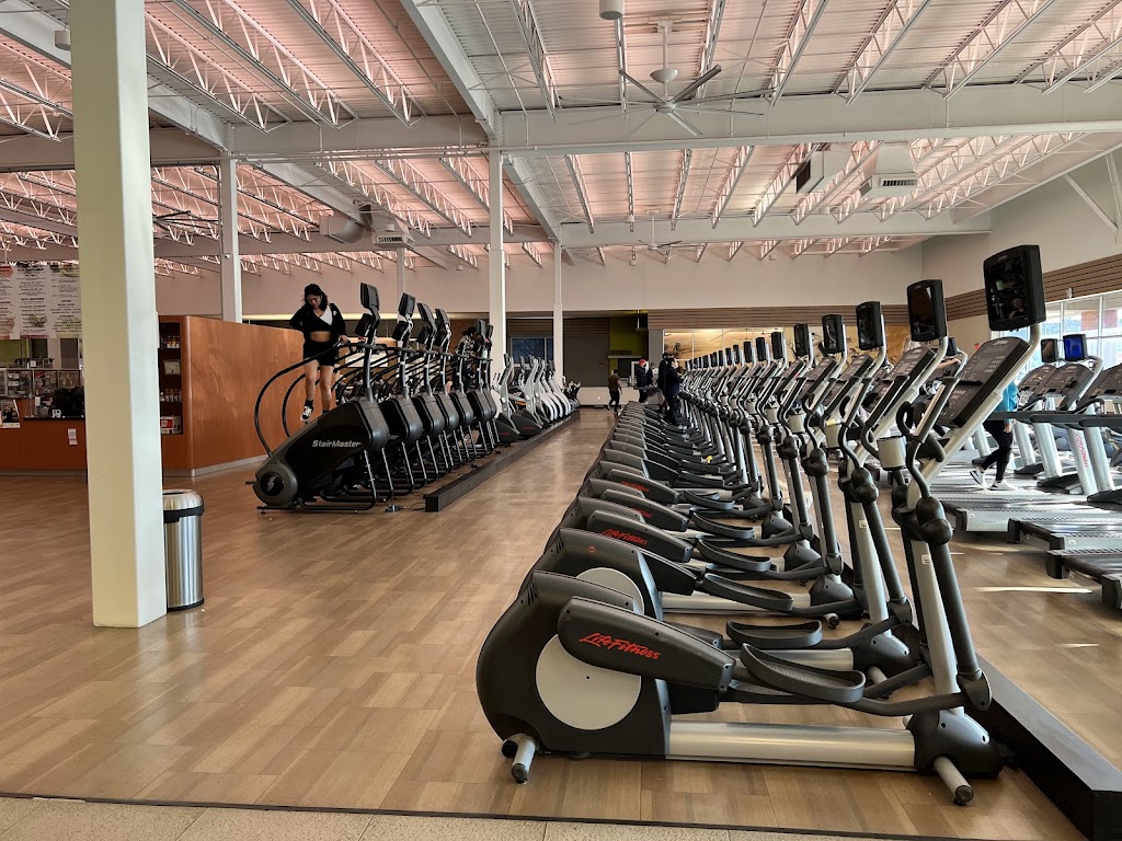 LA Fitness