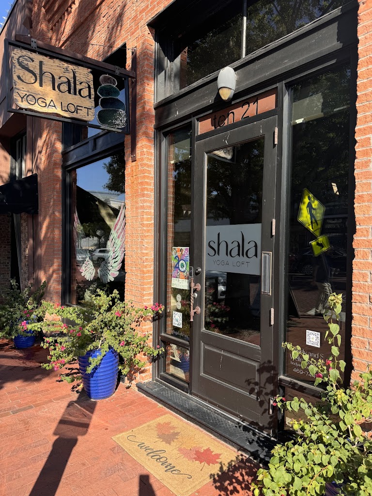  Shala Yoga Loft