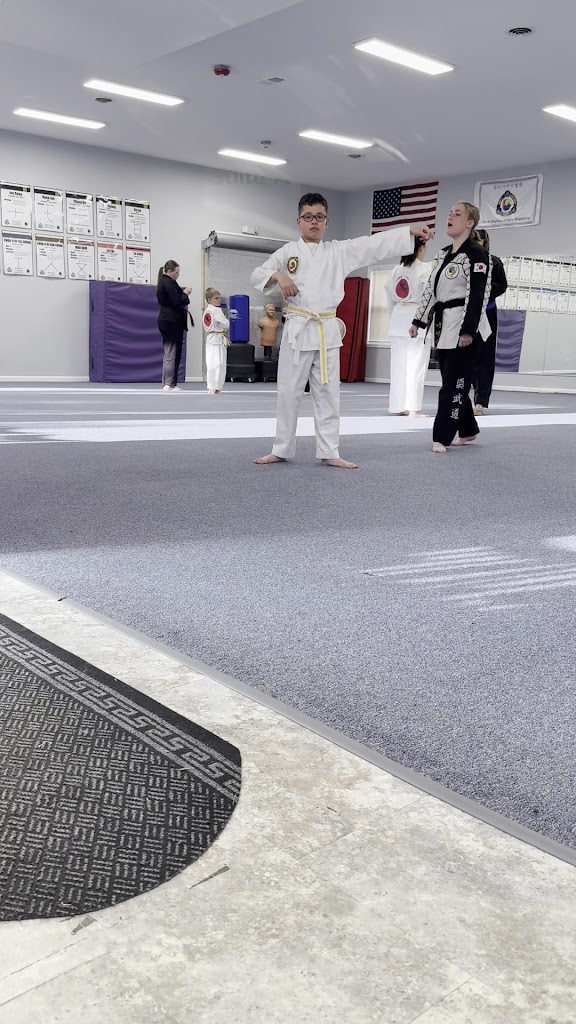  Lake Villa Flying Dragons