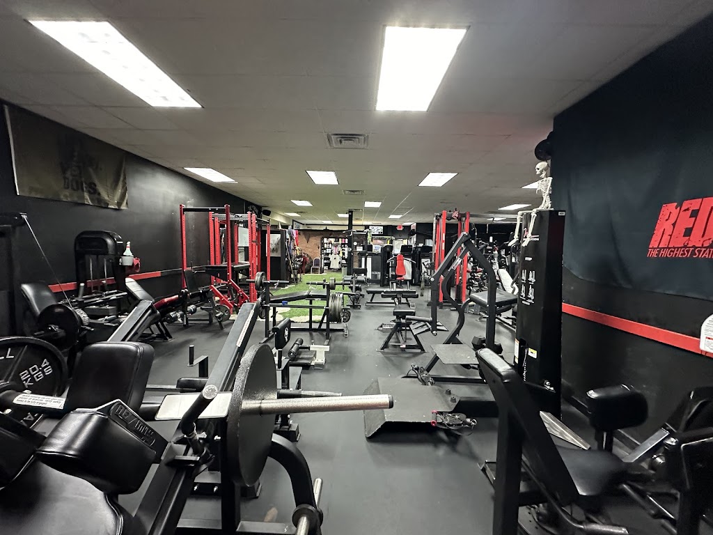  Wolves Den Barbell Club