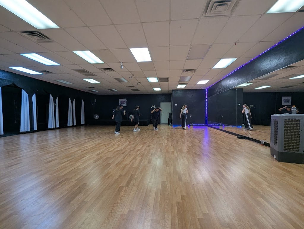  Strait Bodied (Private Gym & Dance Studio)