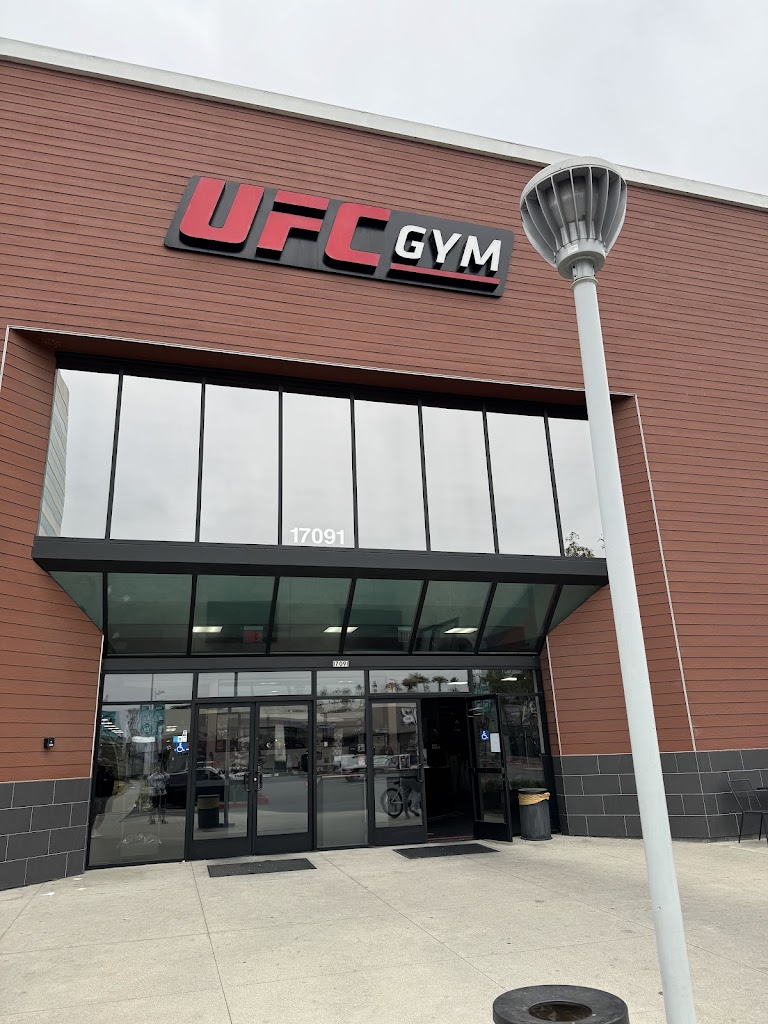  UFC GYM Huntington Beach