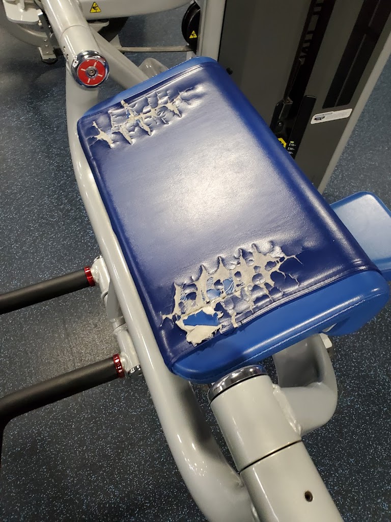  Crunch Fitness - Olympia