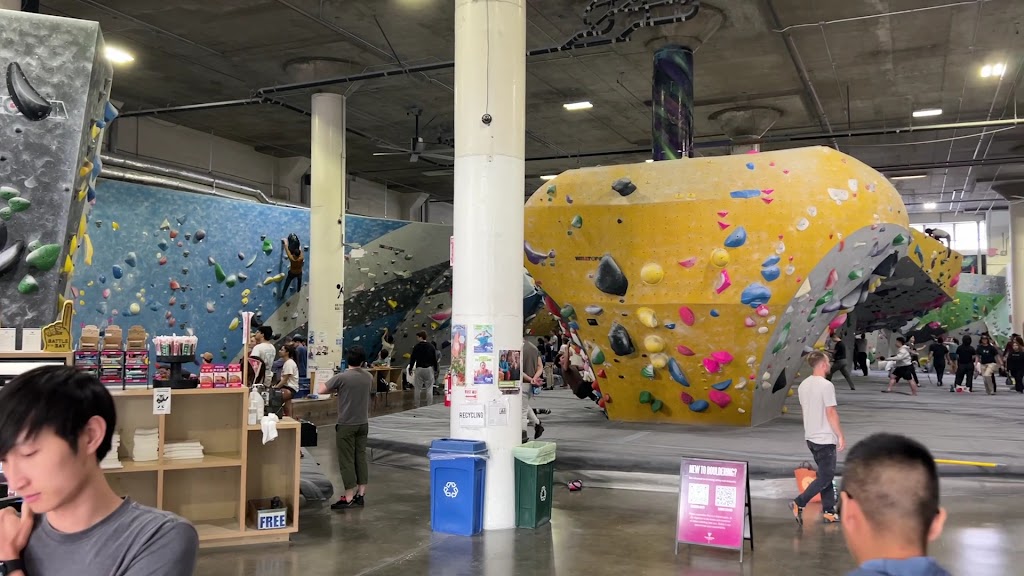  Dogpatch Boulders