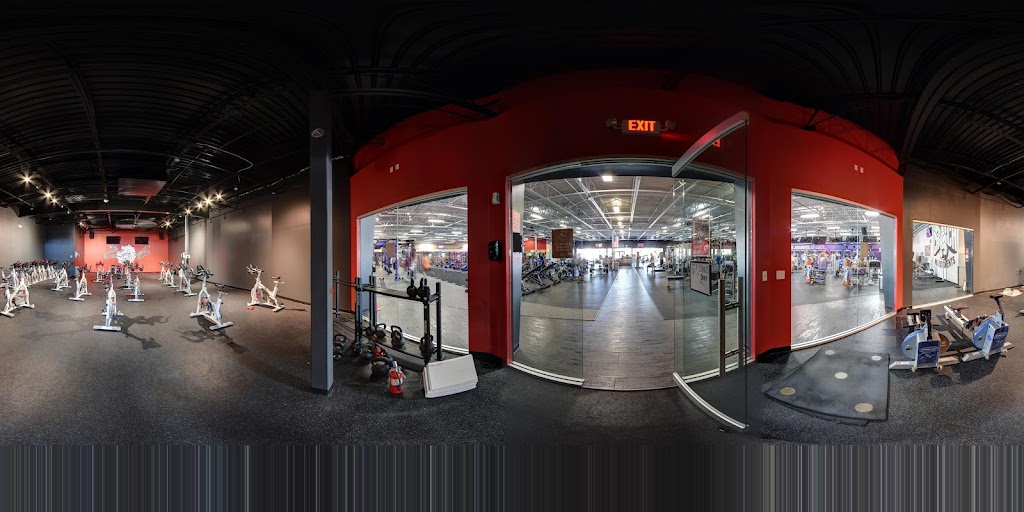  Crunch Fitness - Bradenton