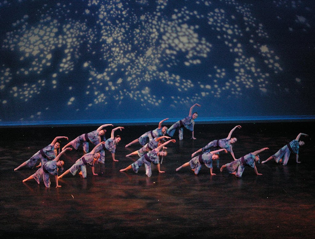  En Avant Dance Studio