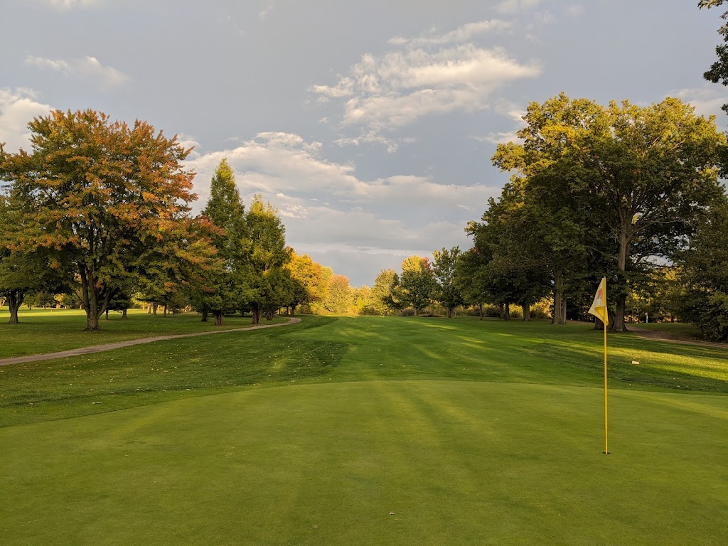  Forest Hills Golf Course