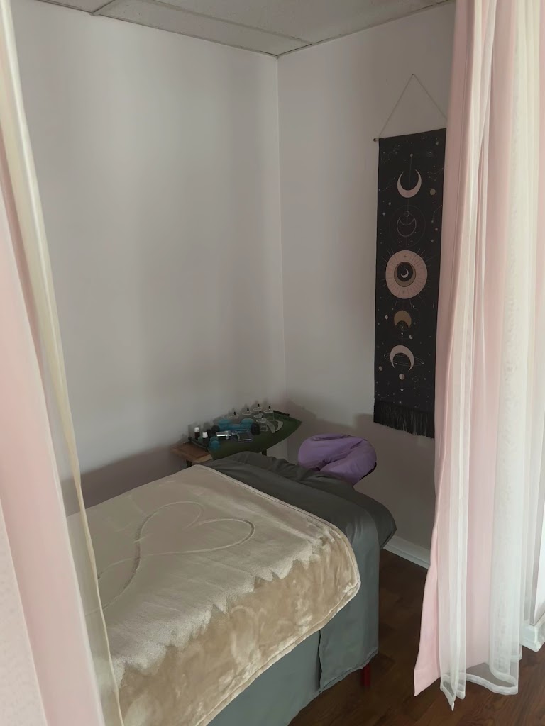  Sunnie Vibes Studio Yoga & Wellness