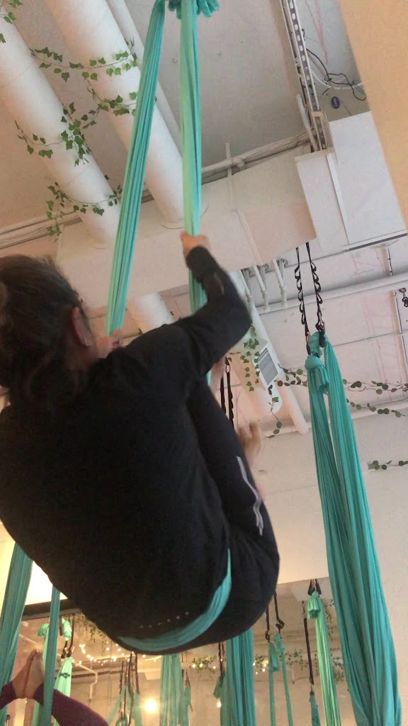  Flight Room Green Lake