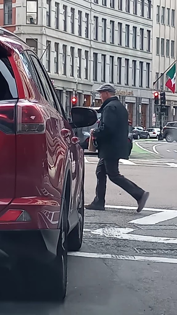  EverybodyFights FiDi