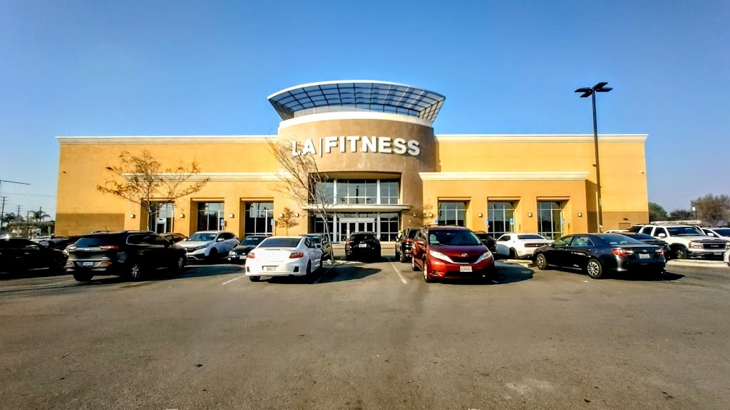  LA Fitness