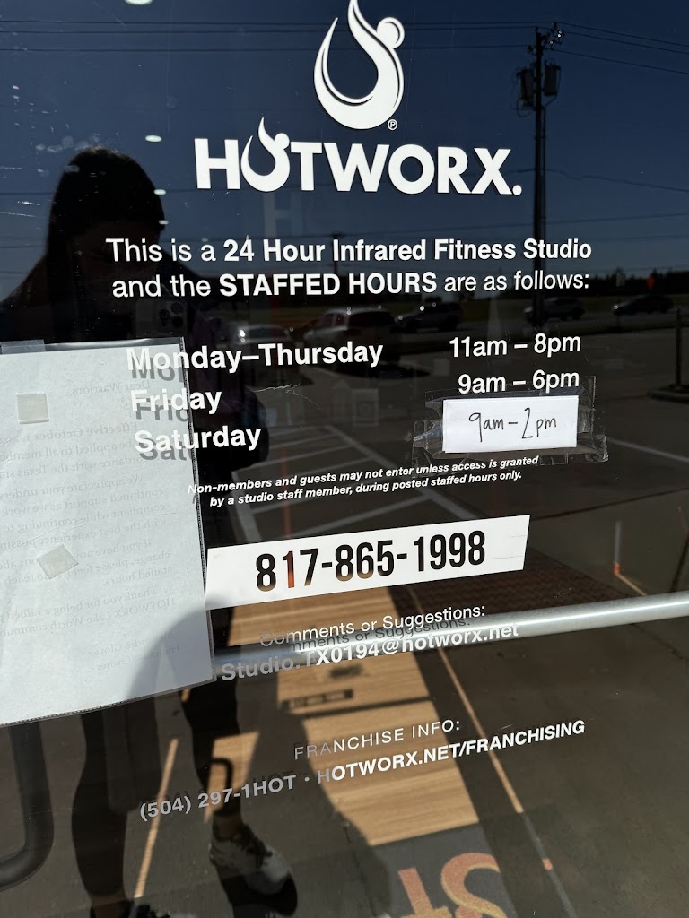  HOTWORX - Lake Worth, TX - Azle Ave