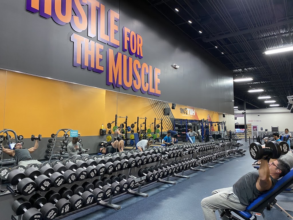  Crunch Fitness - Hoover