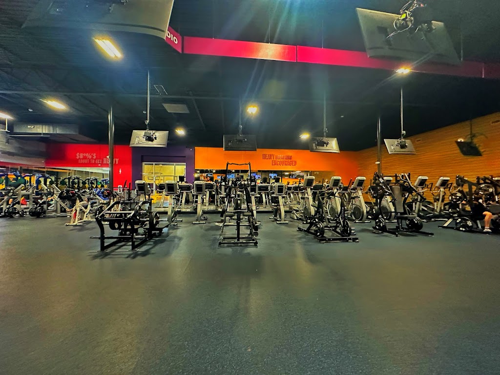  Crunch Fitness - Katy